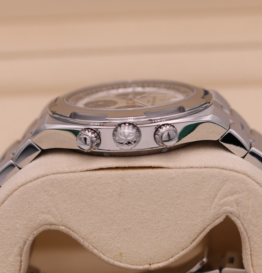 Vacheron Constantin Overseas Chronograph (5A+)