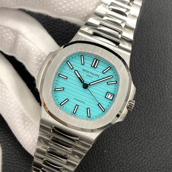 PATEK NAUTILUS (SUPERCLON) (SUIZO)