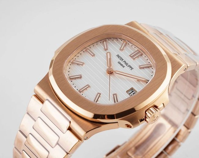 PATEK NAUTILUS (SUPERCLON) (SUIZO)