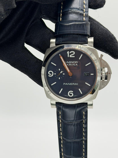 Panerai Luminor Marina agujas azules
